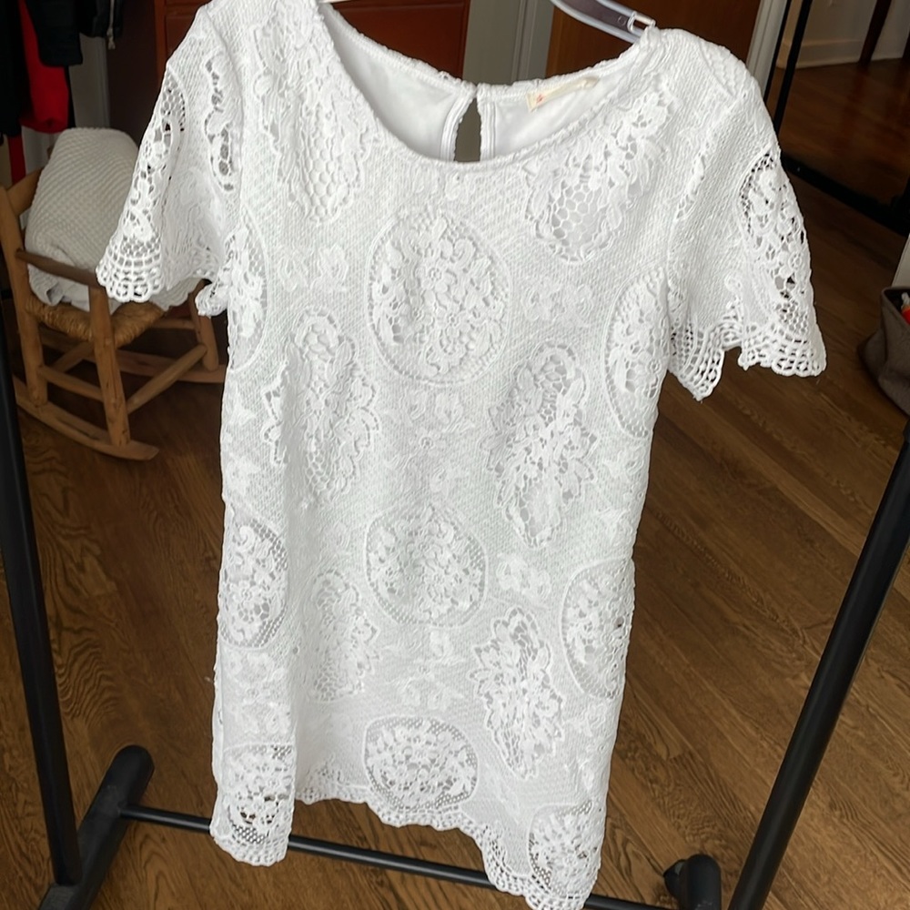 White lace dress